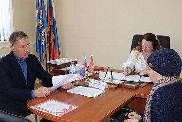 За помощью – к депутату